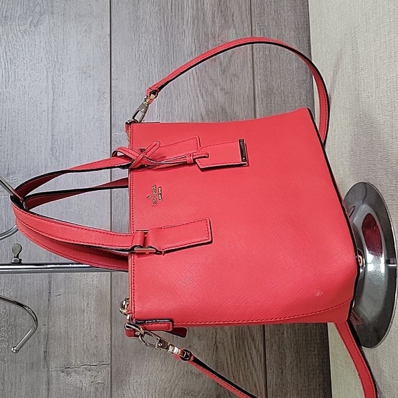 Kate Spade Red Saffiano Leather Satchel Crossbody Shoulder Bag w/ Wallet - Picture 3 of 16